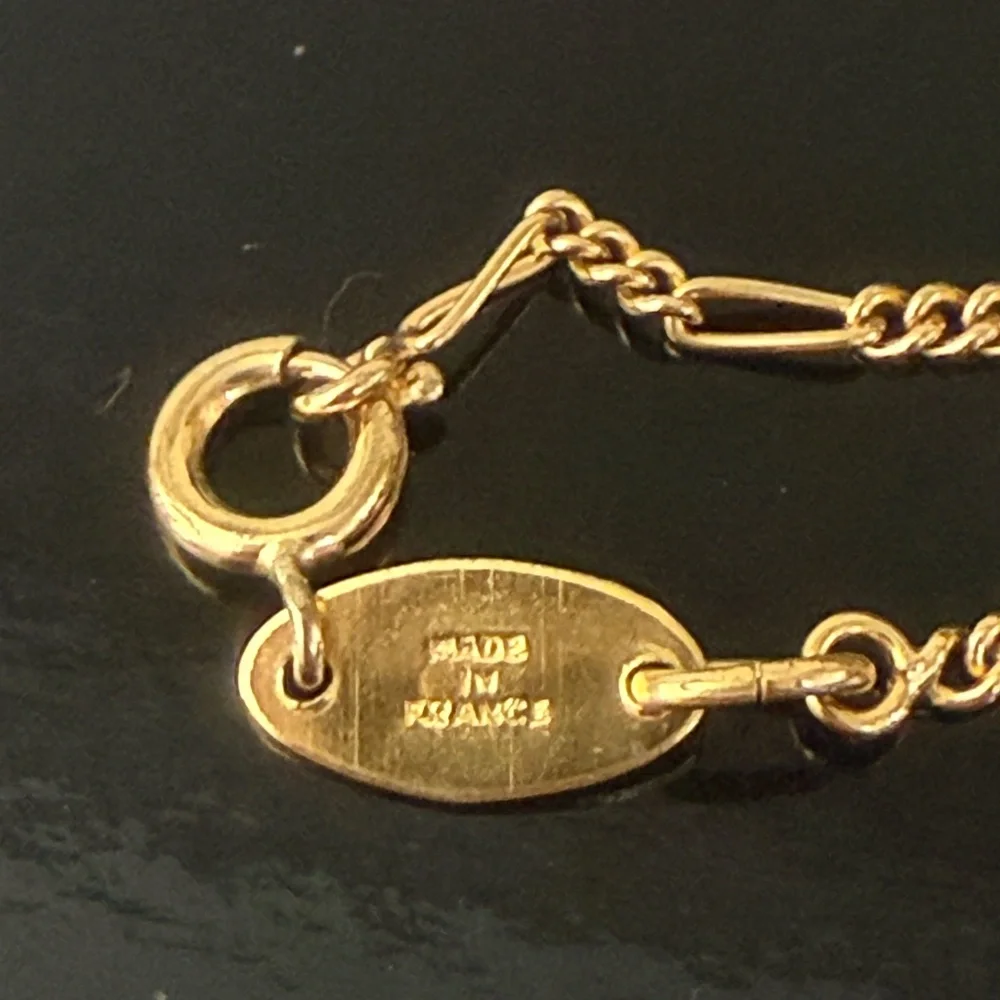 CHANEL 1983 CC Medallion-Pendant Necklace - Picture 10 of 11